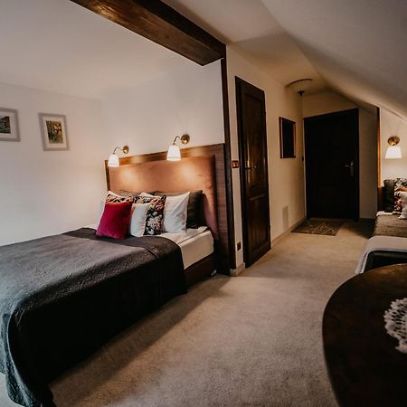 Vila Stary Mlyn W Brzeznicy Brzeznica  Exteriér fotografie
