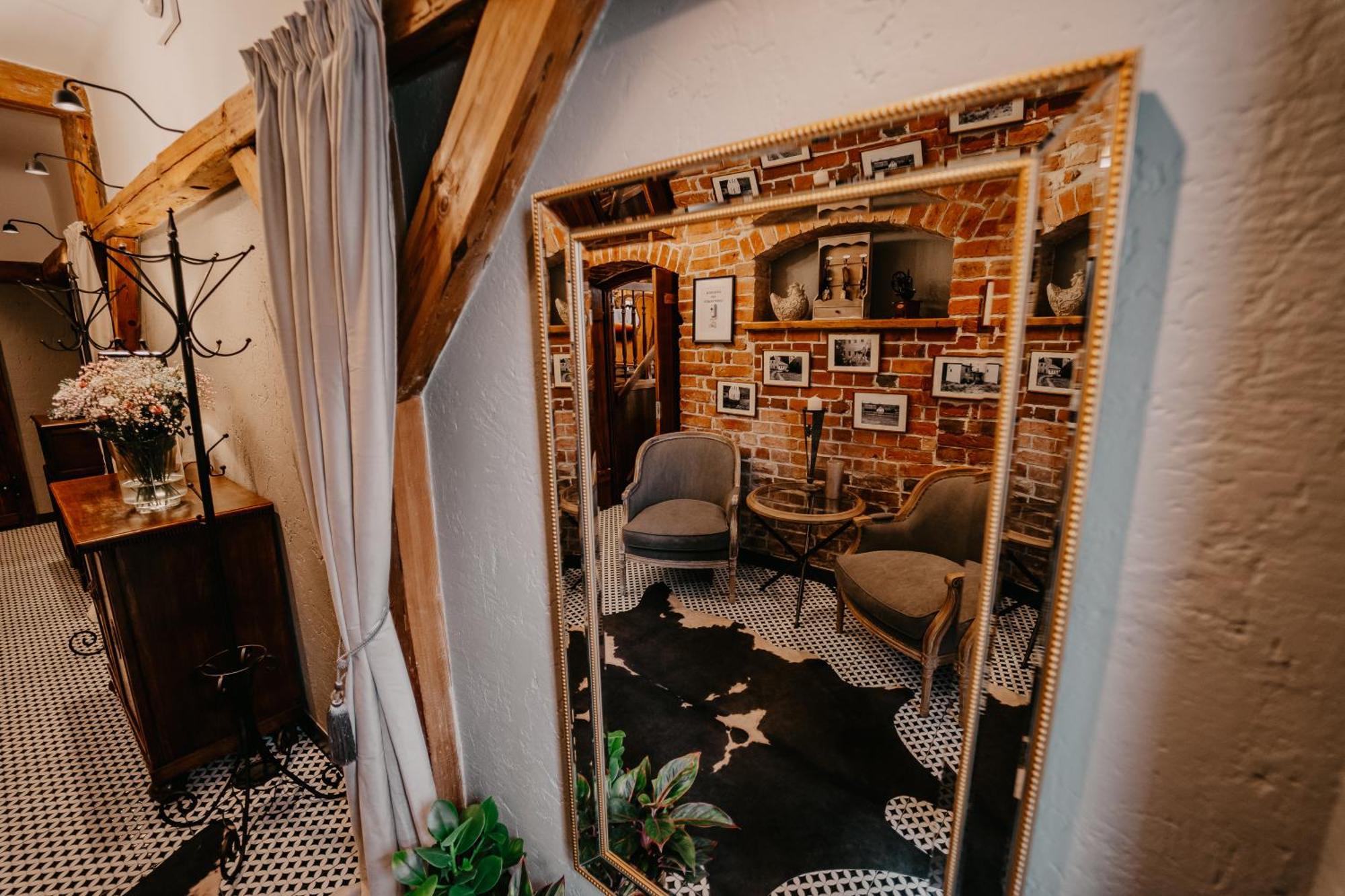 Vila Stary Mlyn W Brzeznicy Brzeznica  Exteriér fotografie