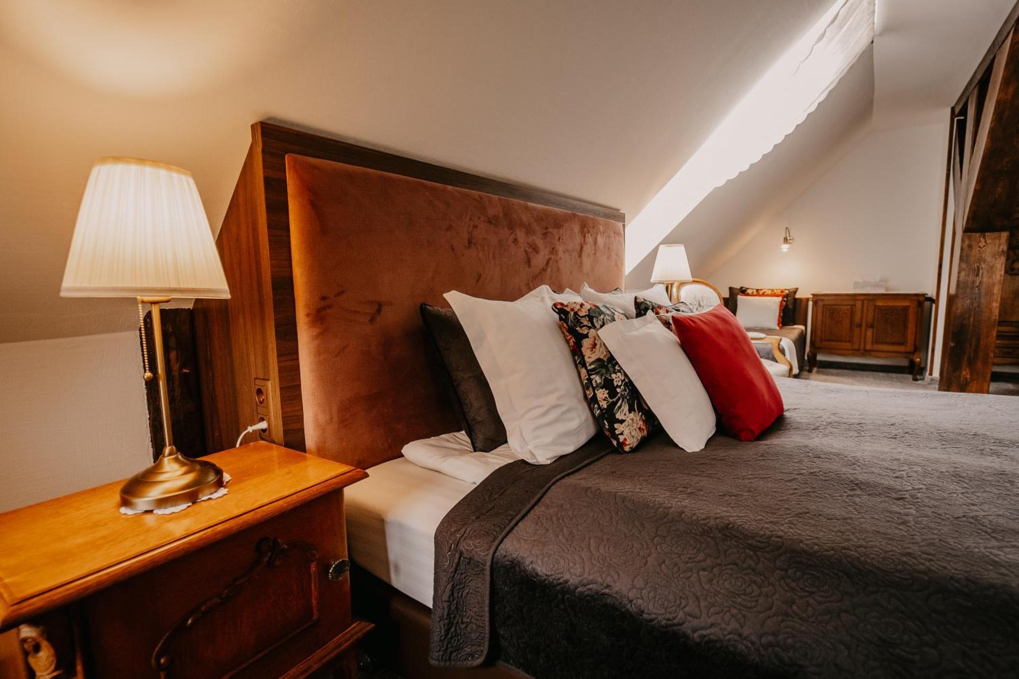 Vila Stary Mlyn W Brzeznicy Brzeznica  Exteriér fotografie