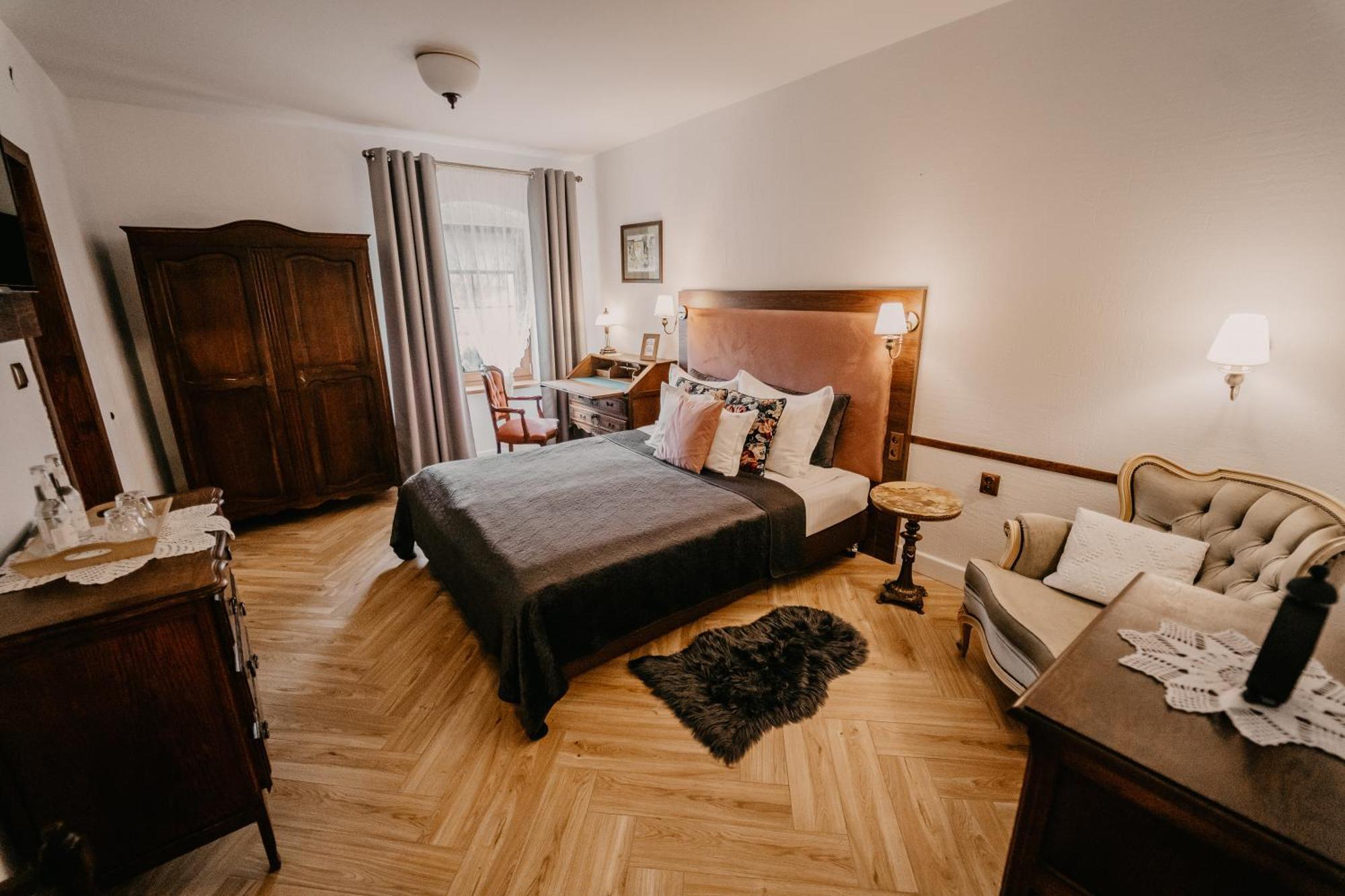 Vila Stary Mlyn W Brzeznicy Brzeznica  Exteriér fotografie