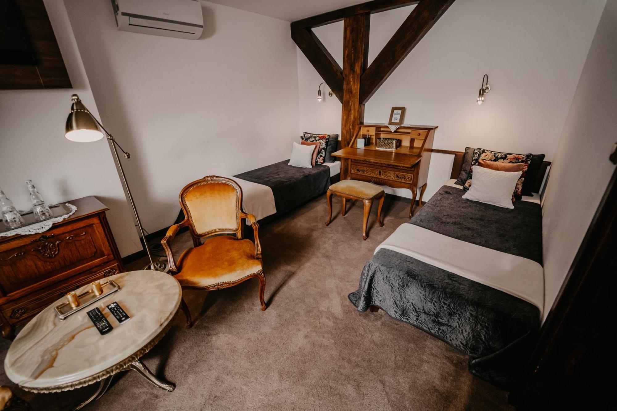Vila Stary Mlyn W Brzeznicy Brzeznica  Exteriér fotografie
